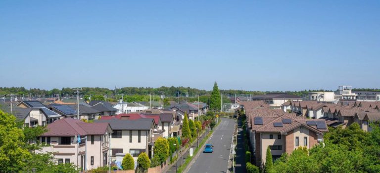 車庫シャッターの寿命を延ばすための日常点検と失敗しない業者選びのポイント